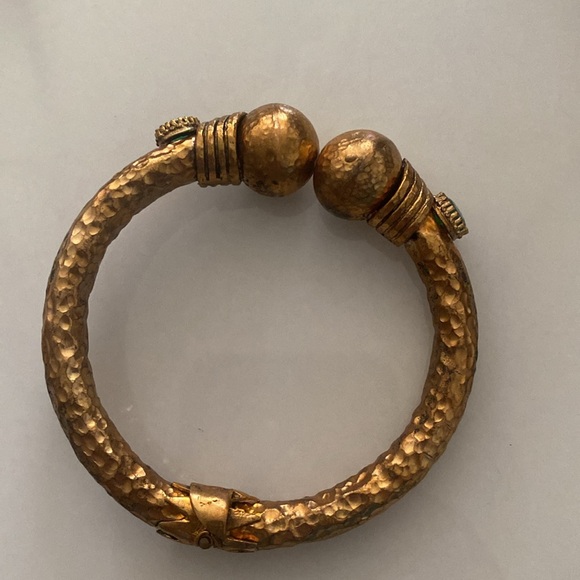 ISHAR USTA gold plated hammered bangle/ bracelet